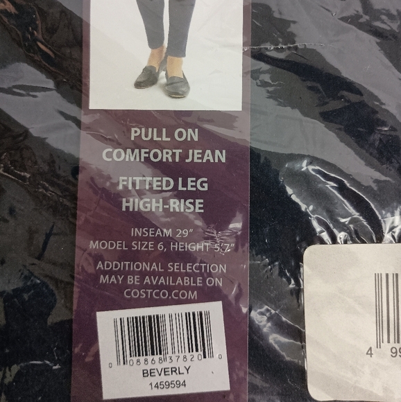 NWT GLORIA VANDERBILT Beverly Blue High Rise pull On Comfortable Jeans (#110) - Picture 3 of 6